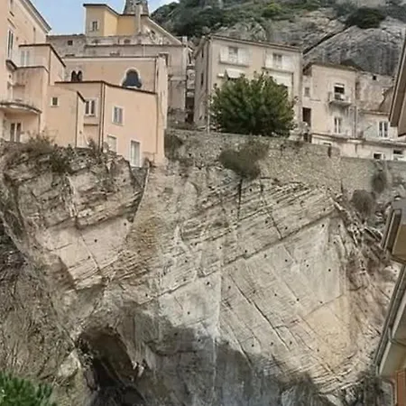 The 4* Amantea